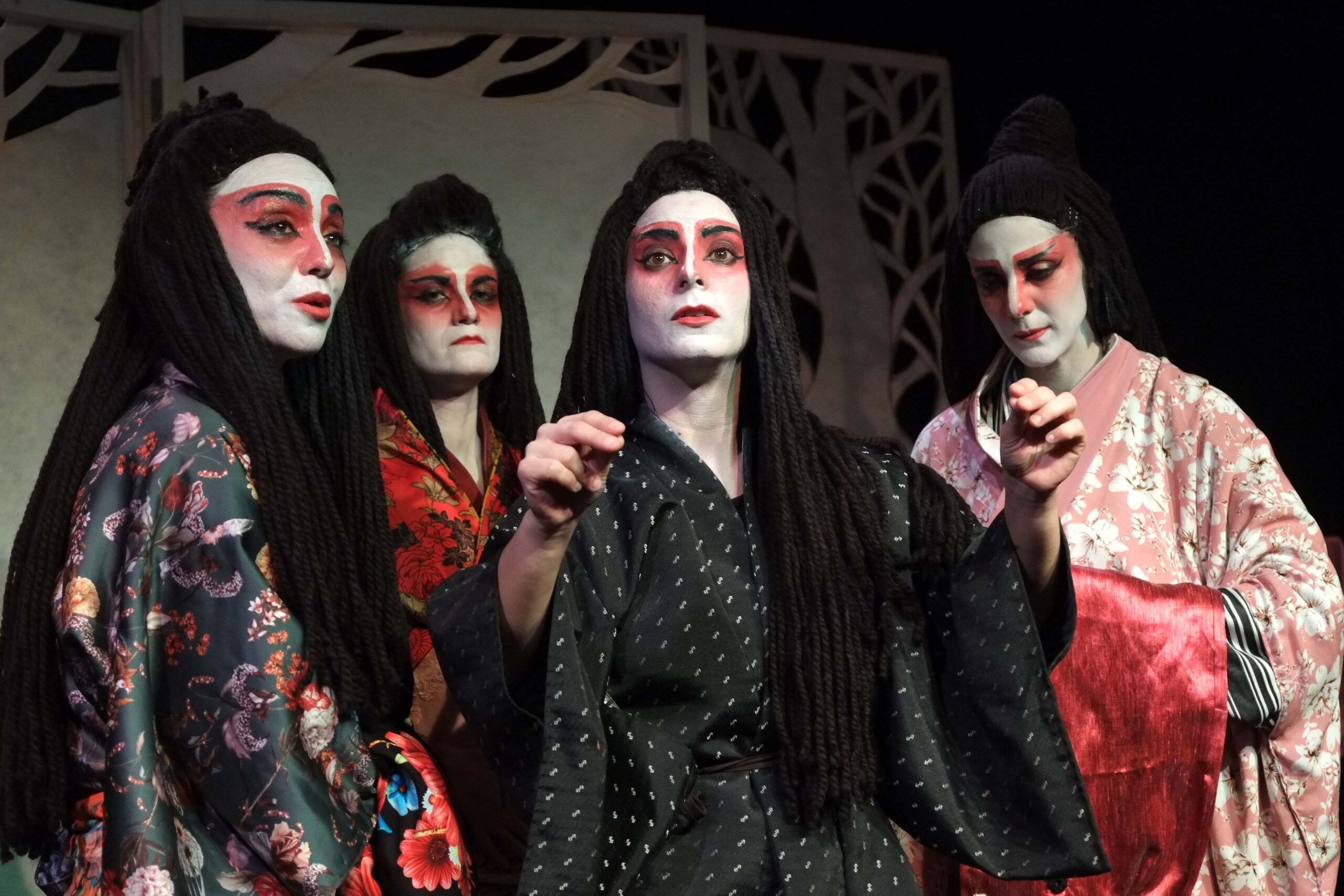 Θεατρική Ομάδα Κωφών «Τρελά Χρώματα»: «Ιστορίες Φαντασμάτων από την Ιαπωνία»  στο Θέατρο Άβατον – Tetragwno.gr